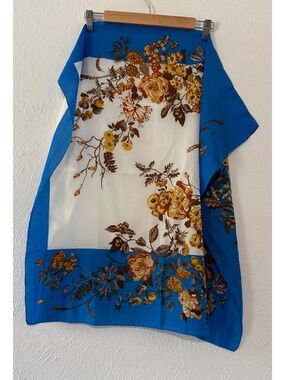 Valentina  Fiore 1960s Vintage Floral Scarf